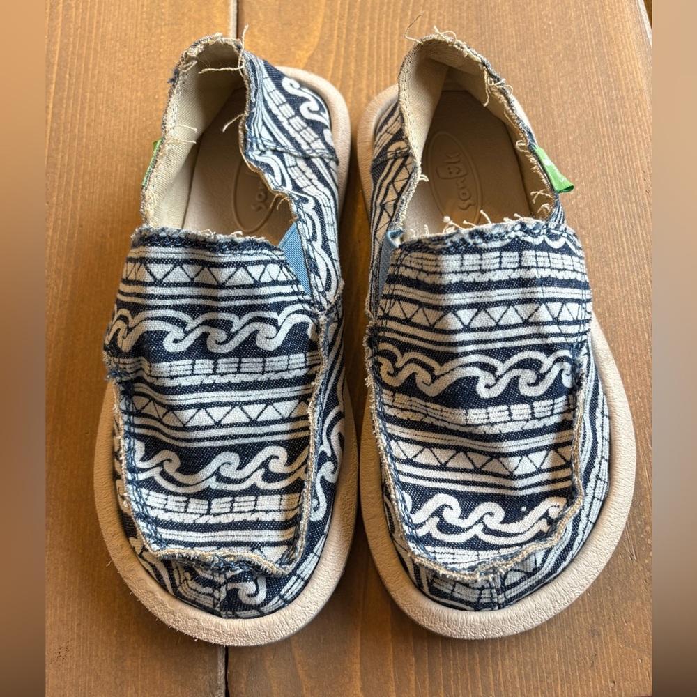 Sanuk Toddler Yoga Shoes Size 11